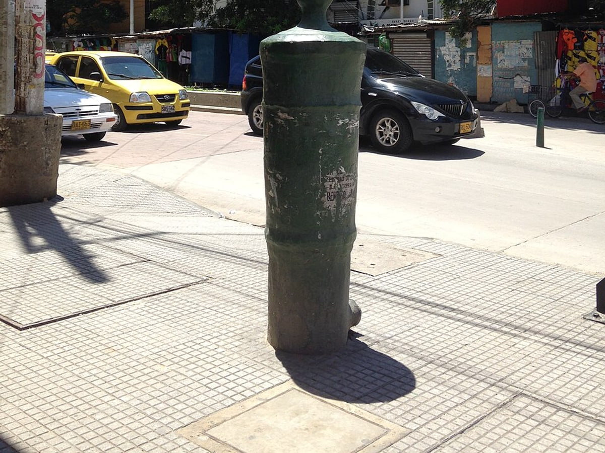 This is a photo of a Colombian monument with location ID