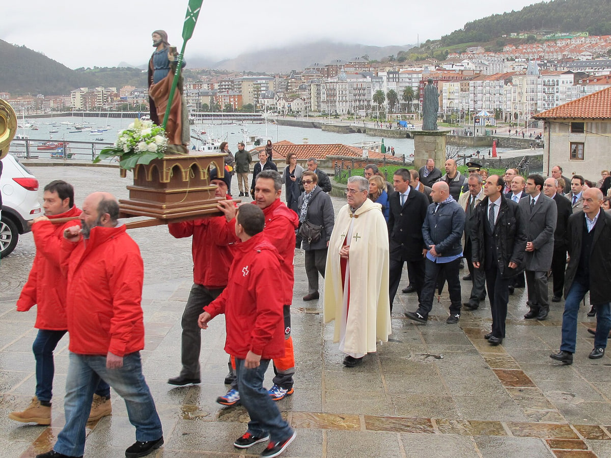 El presidente de Cantabria, Ignacio Diego, acompañado por la consejera de Ganadería, Pesca y Desarrollo Rural, Blanca Martínez, asiste a los actos organizados con motivo de la fest…