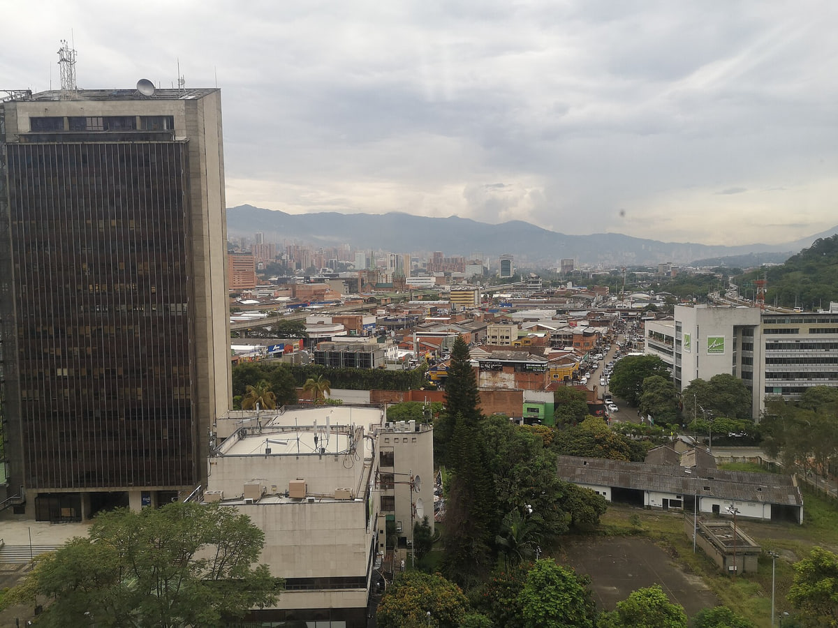Vista hacia el sur desde la Gobernación de Antioquia (Medellín)