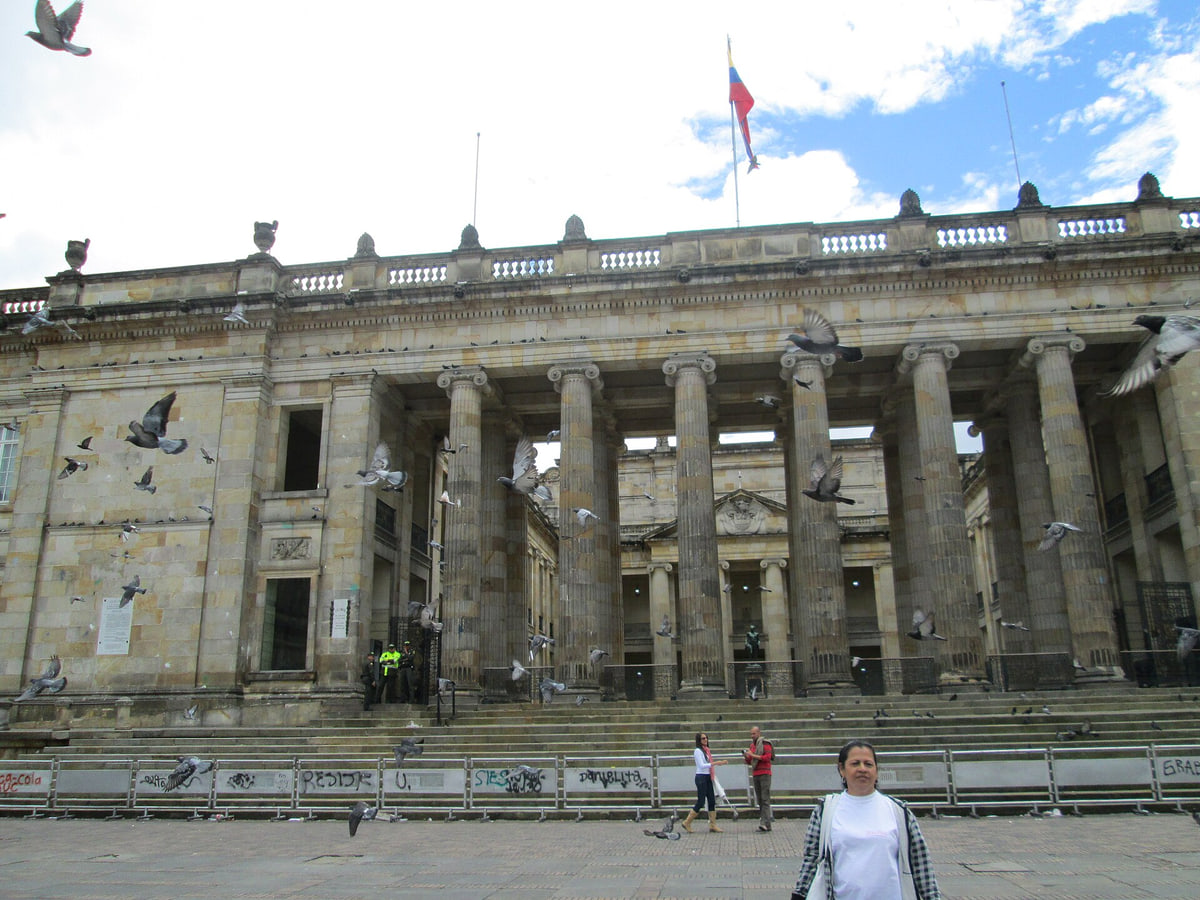 This is a photo of a Colombian monument identified by the ID