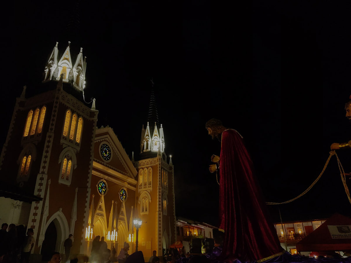 Iglesia Nra Señora del Carmen Abejorral Antioquia ,celebración de viernes santo
