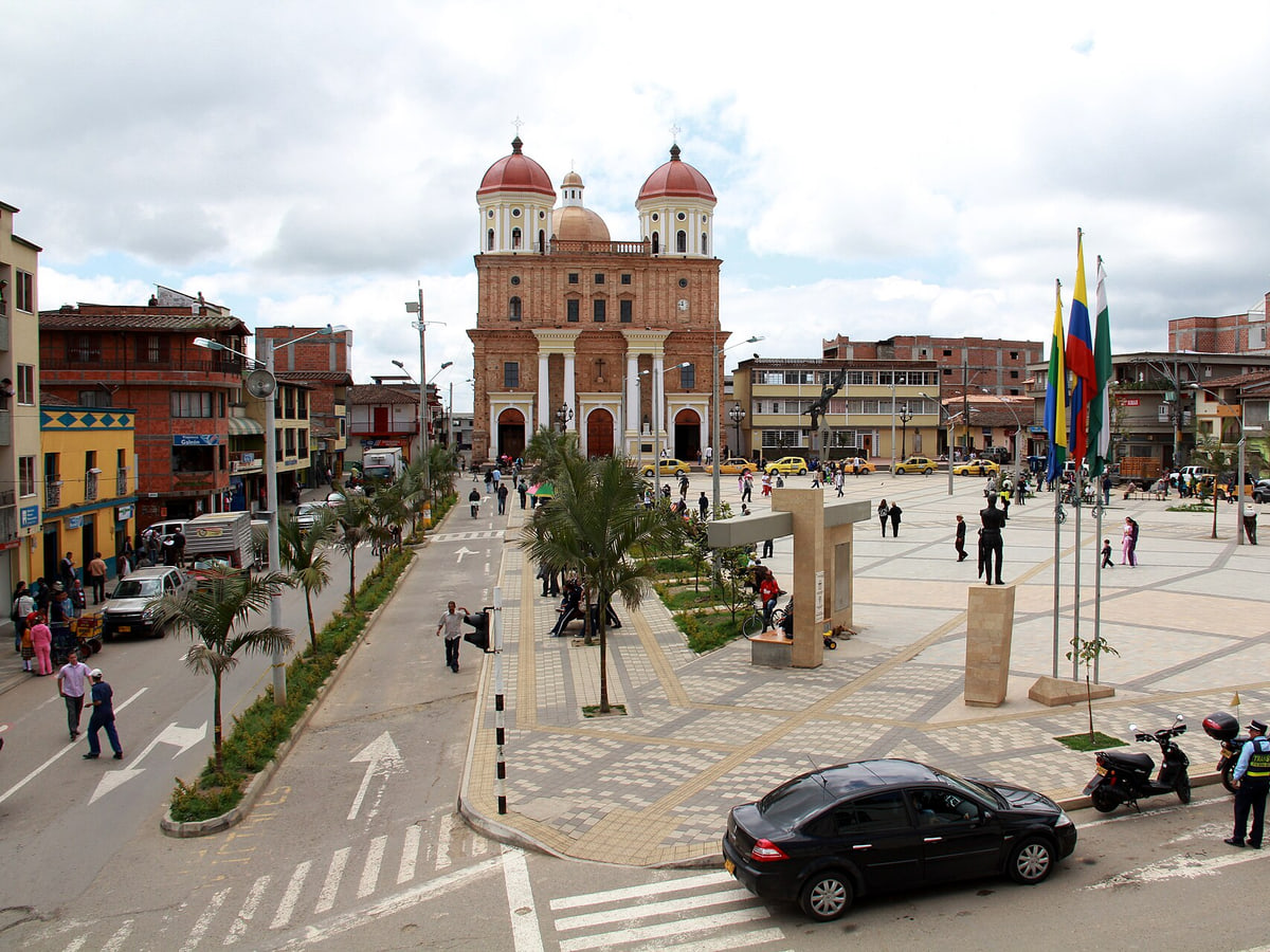 Parque del municipio de Santa Rosa de Osos, Antioquia, Colombia