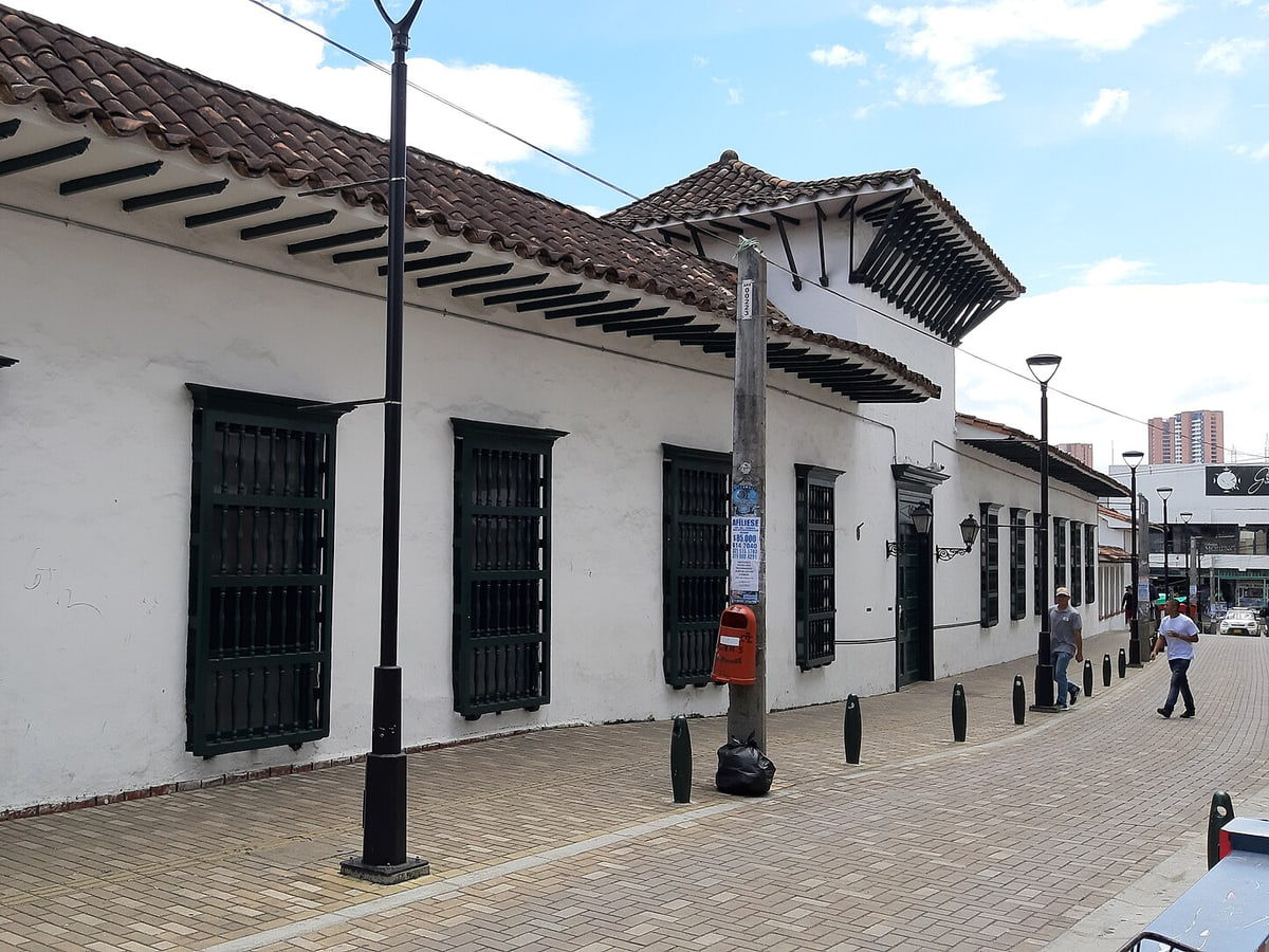 Casa de la Convención, parte de dicha casa es sede del SENA, Rionegro, Antioquia. Colombia